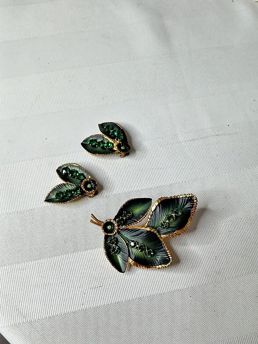 Made In Austria Green & Gold Leaf Brooch Set Vintage